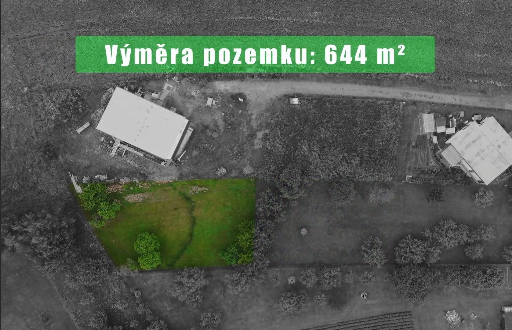 pozemek 644m2