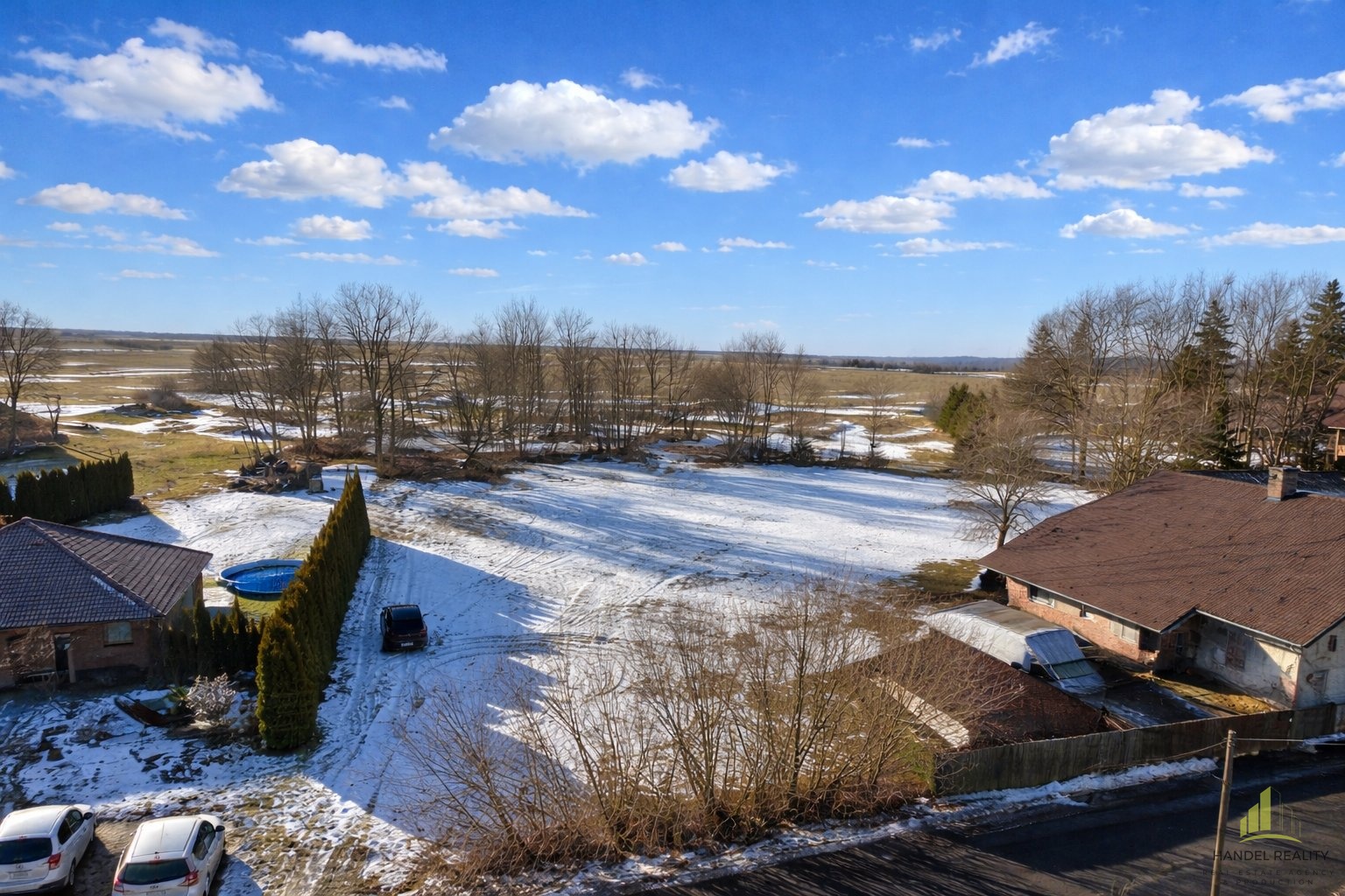 44A3D8ED-1029-4C3F-9F6B-5C677AEE6808