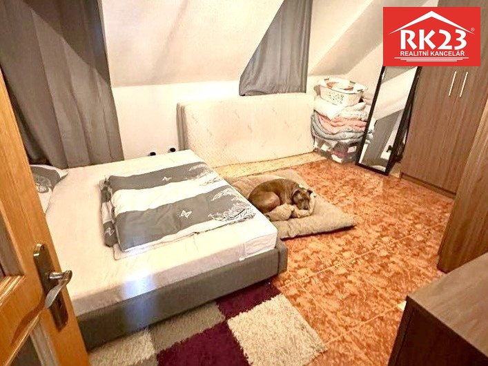 df856160-1f08-40ab-8c0d-24c19e5ba59e