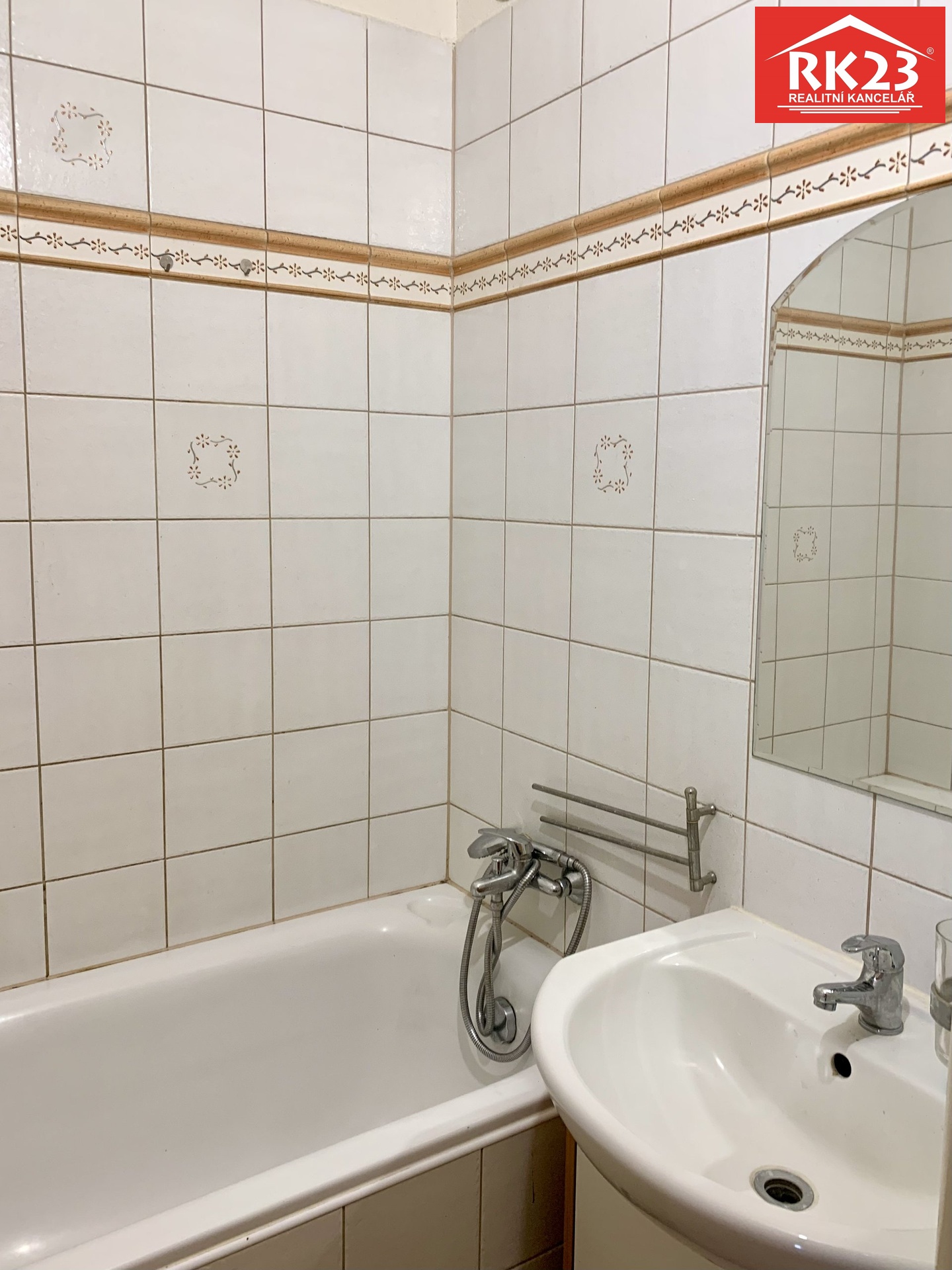 Pronájem bytu 3+1 Planá 15 000 Kč za měsíc, foto 12