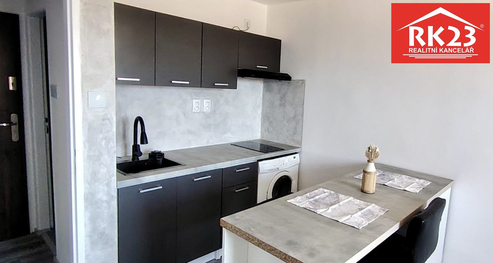 fb43ddec-c78c-431c-8e07-4cc426bea019