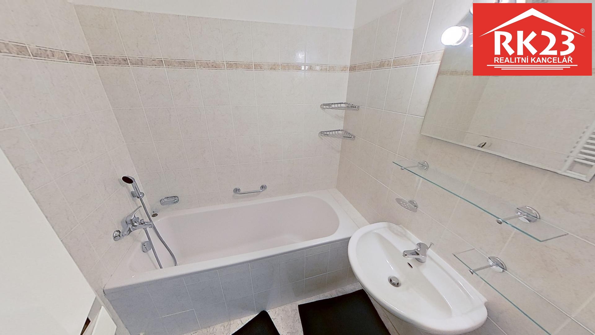 1730-Prodej-Byt-1kk-s-balkonem-a-garazi-Marianske-