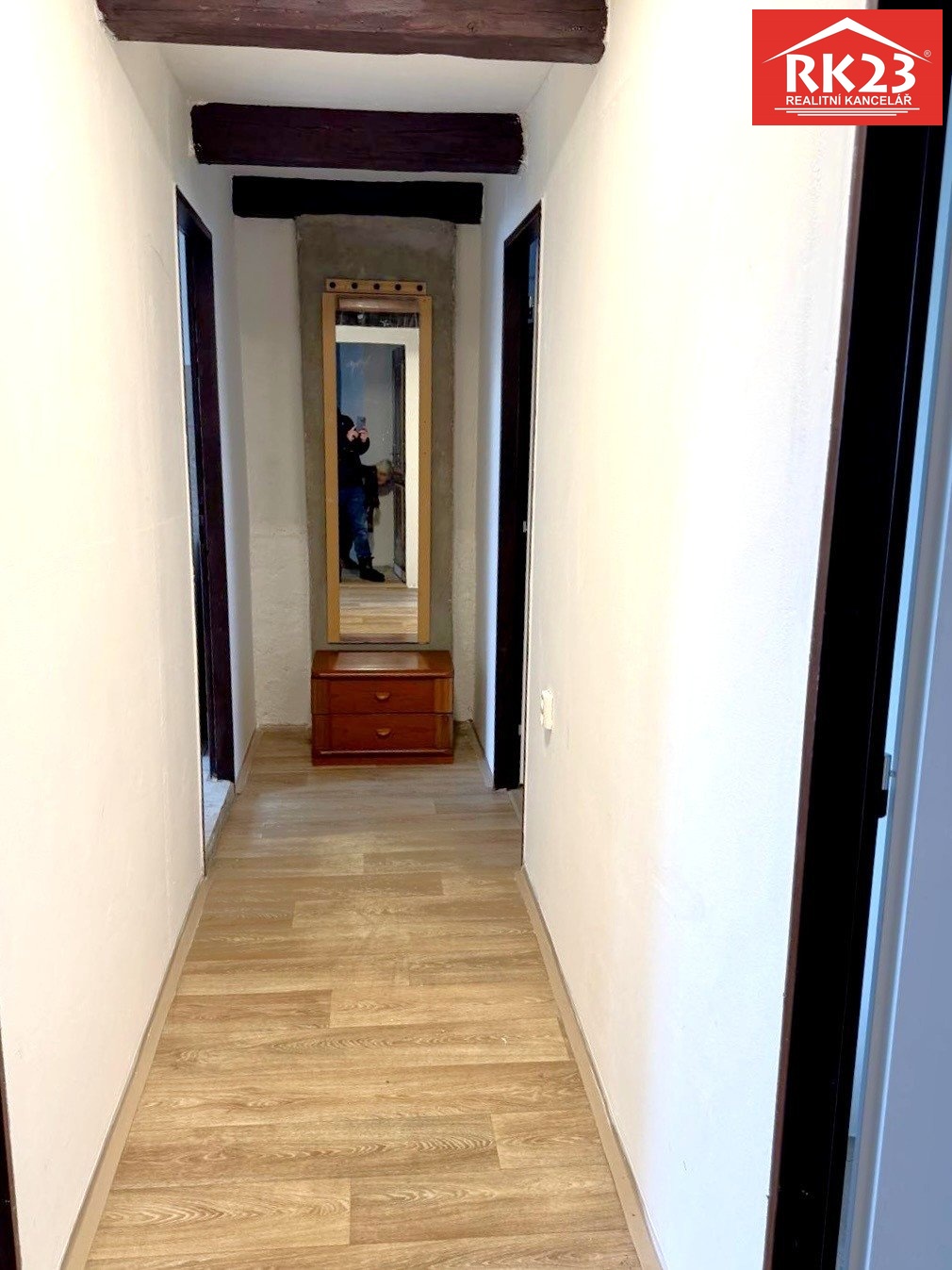 ccd57739-77f6-4897-8b4a-855fc13ef254