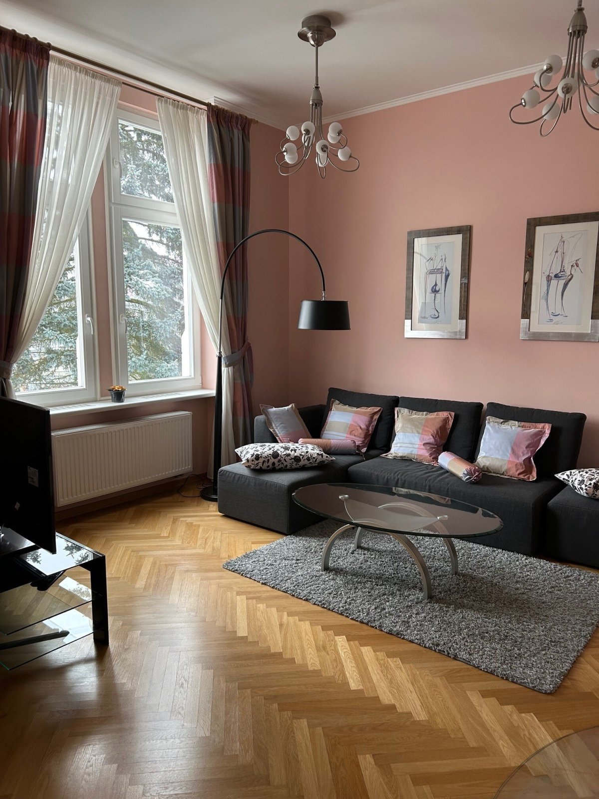 Pohled do obývacího pokoje.jpg