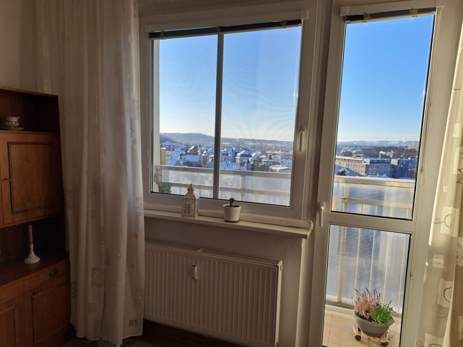 Pohled k balkónu.jpg