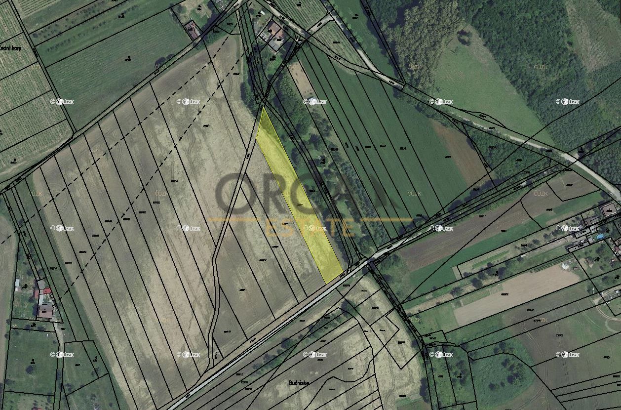 Prodej zemědělské půdy, 1 823 m² Bzenec (okres Hodonín), obrázek 1