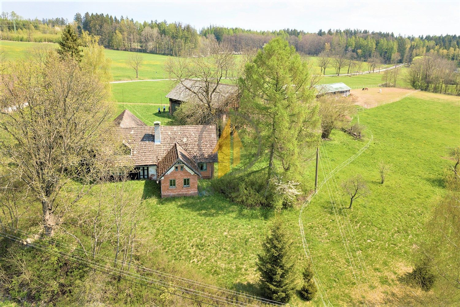 Prodej rodinného domu, 199 m² Stará Paka (okres Jičín), Karlov, obrázek 1