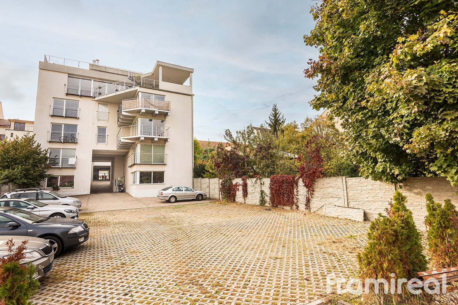 fotobytpalackehotrida1 (1)