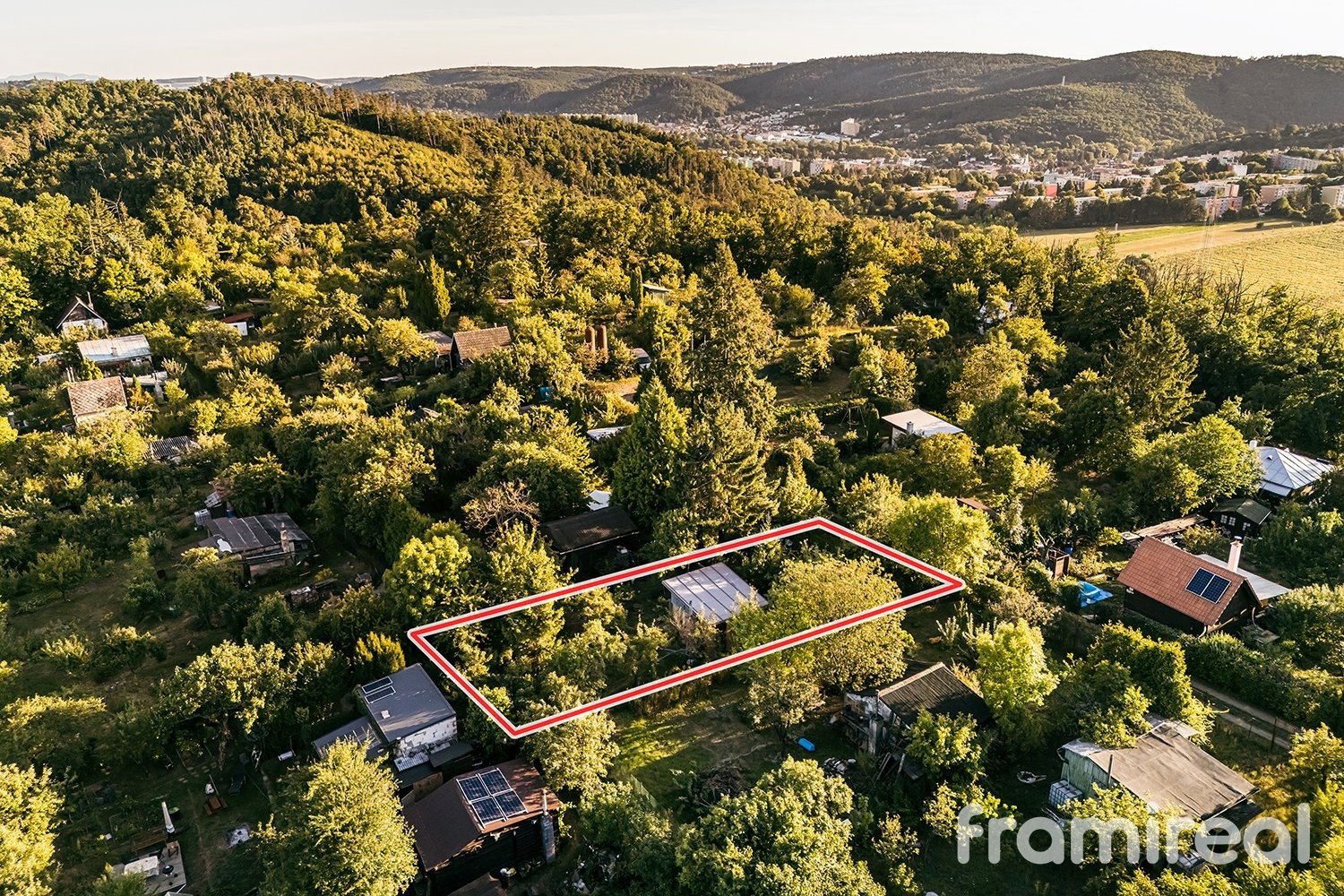 fotopozemekkralovopole (3)