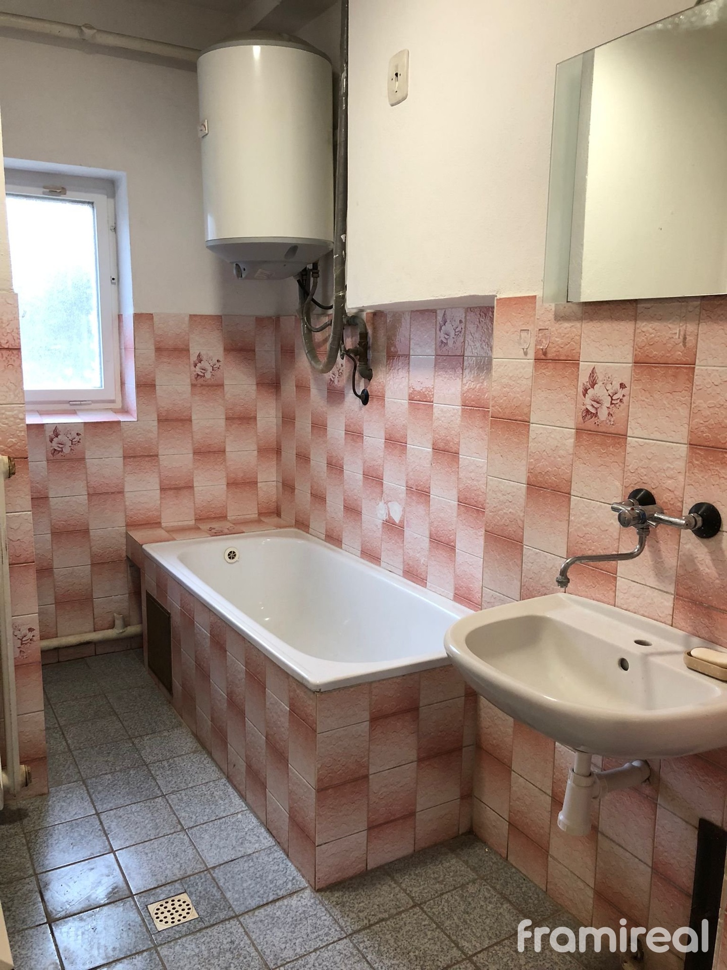 WhatsApp Image 2025-06-02 at 11.24.48 (4)