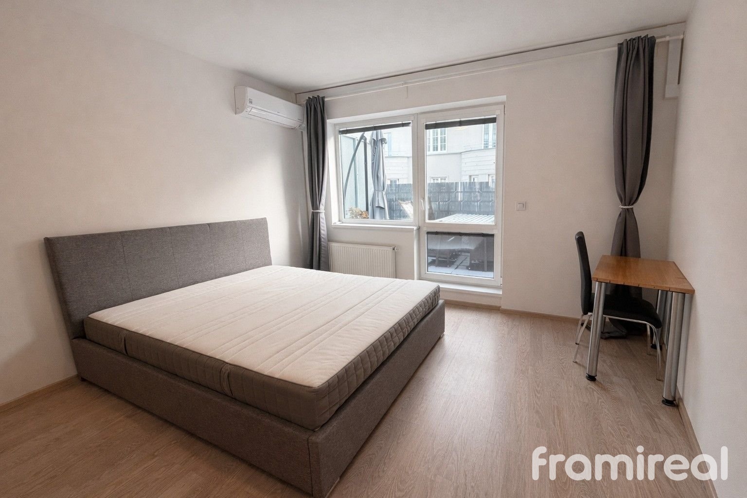 Křídlovická_foto04