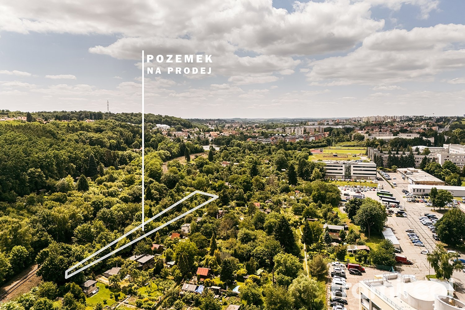 fotopozemekveleslavin (9)