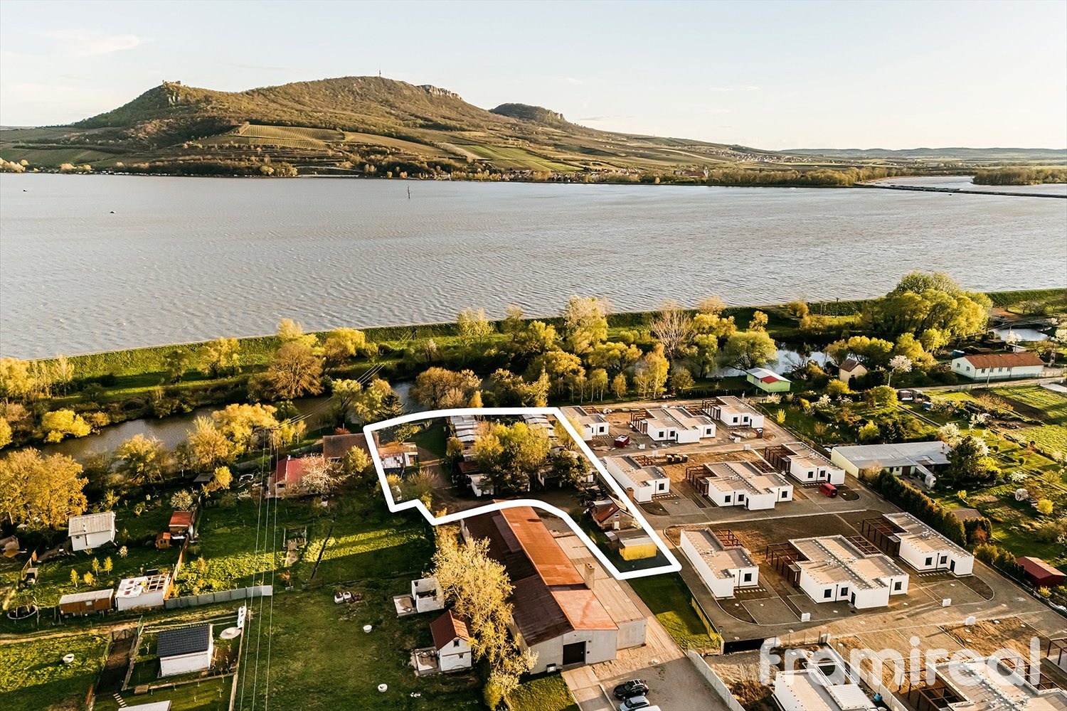 v.n. Nové Mlýny + Děvičky 