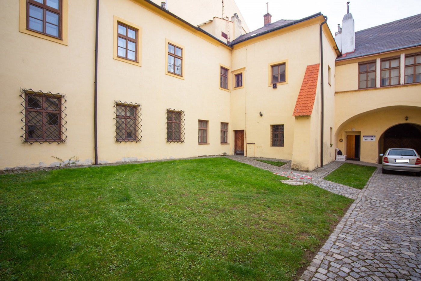 Prodej činžovního domu, 2 400 m² Kroměříž, Velké náměstí, obrázek 8