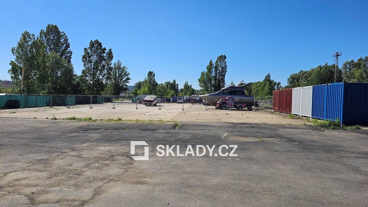 pozemek 1.500 m2