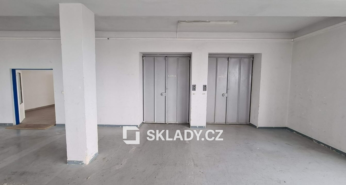 sklad 800 m2.