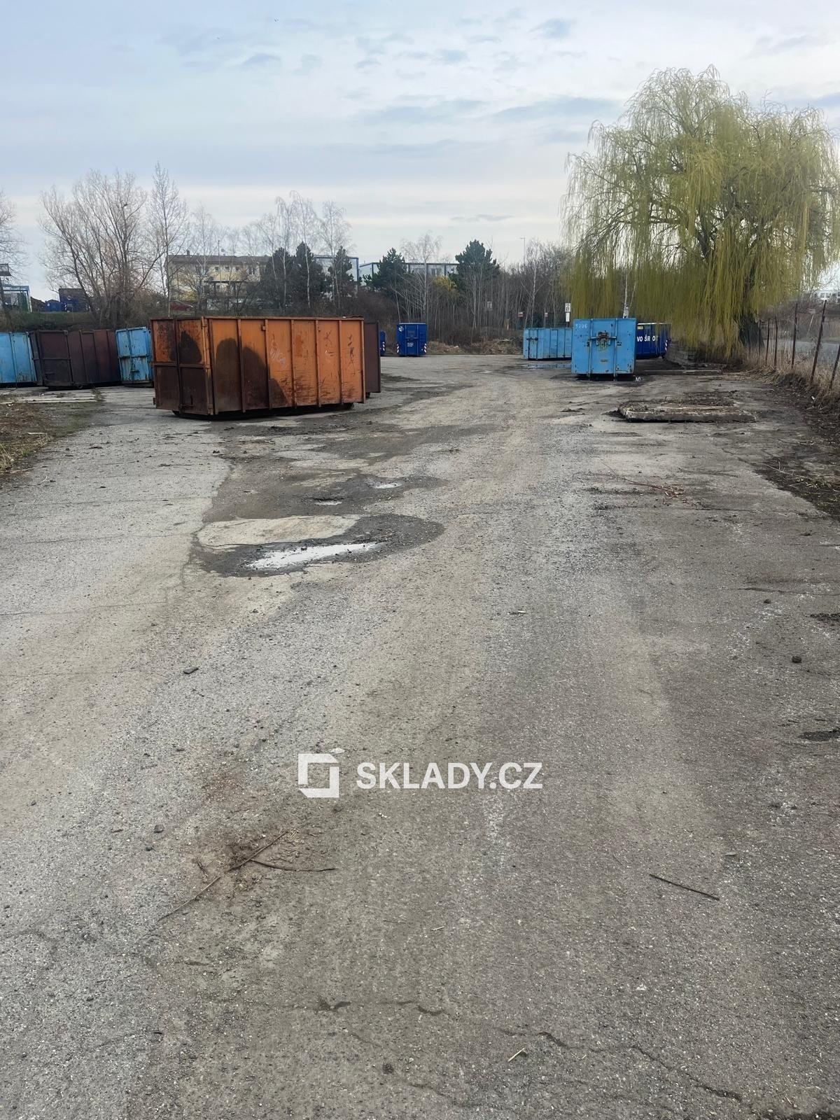 Hostivař 2.000 m2 (2)