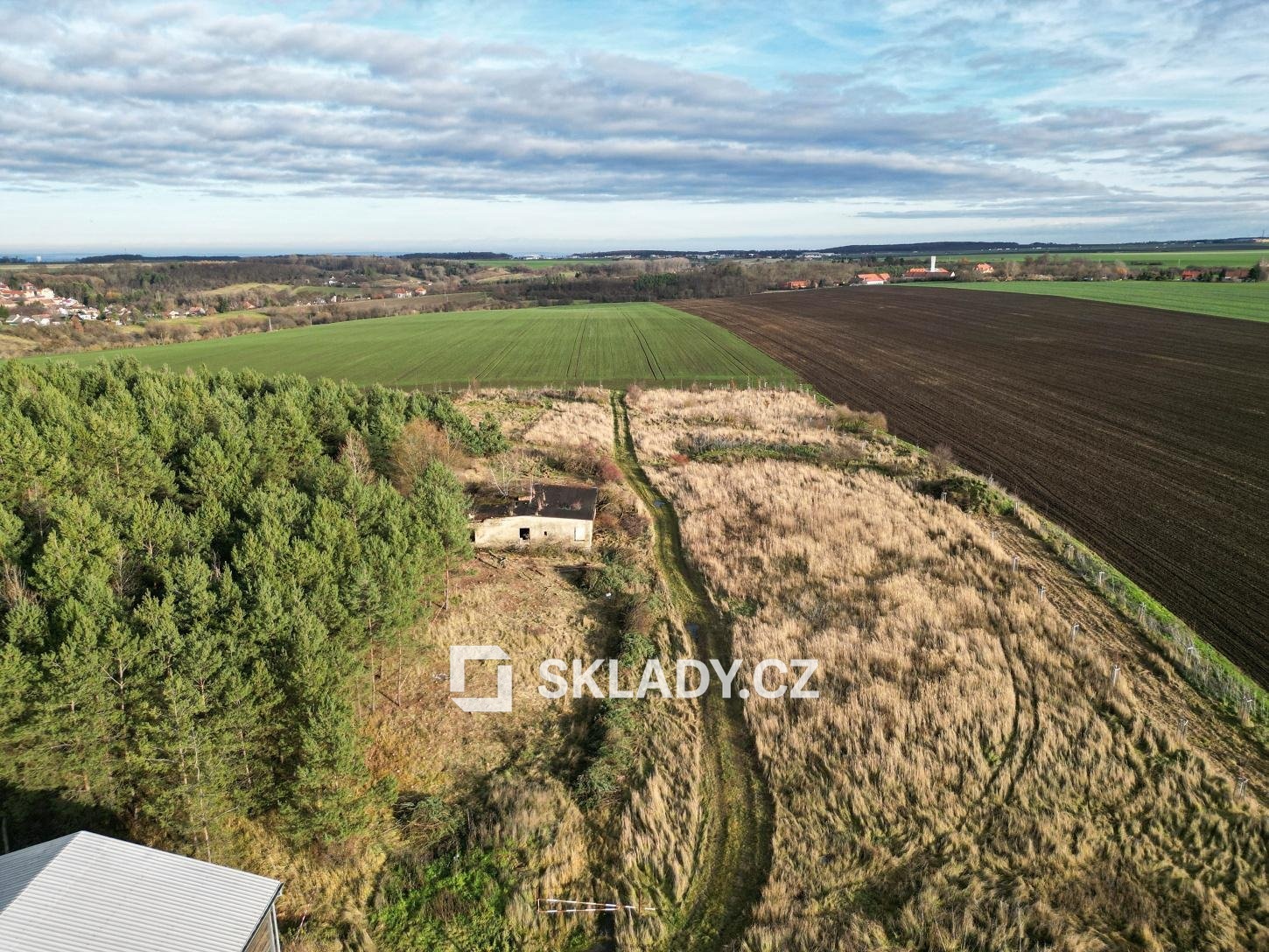 VENKOVNÍ PLOCHA (5)