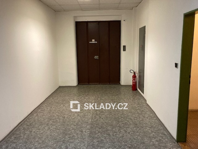 nákladní výtah