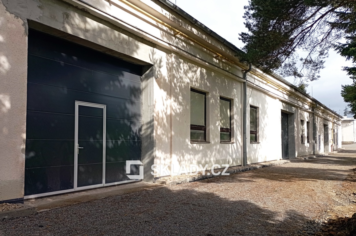 dírec nad Doubravou - 2 000 m2
