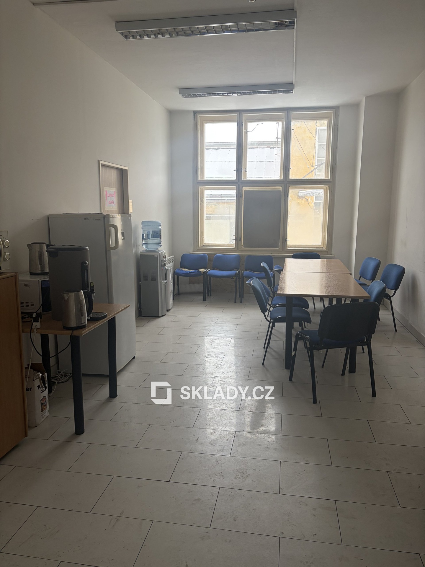 kanceláře (4)
