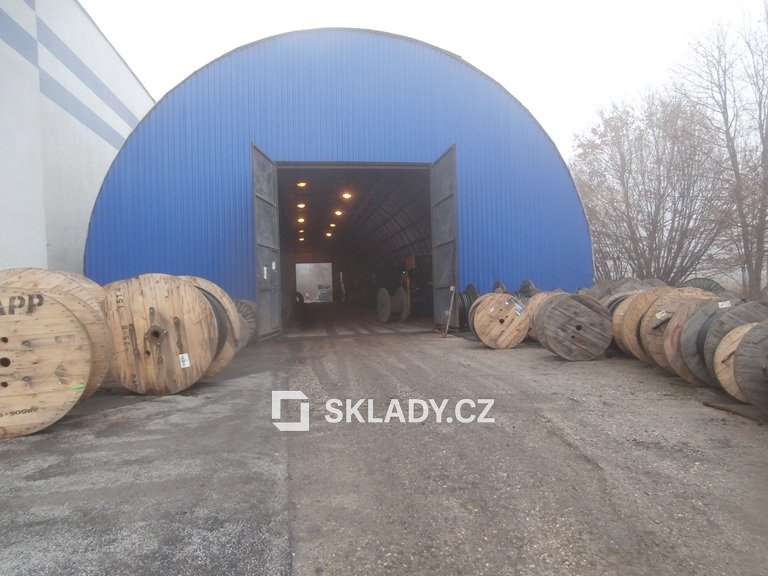 Oblouková hala vjezd-příjem