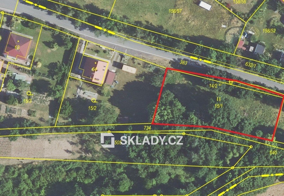 stavební pozemek o výměře 1140m&sup2;  (1)