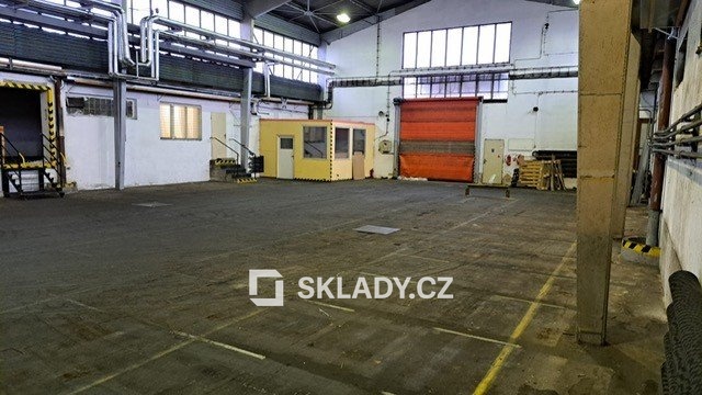 Hala 400 m2 + 20 m2 kancelář (4)