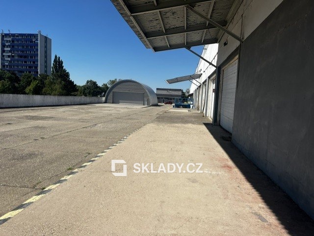 Skladové prostory - Bratislava (5)