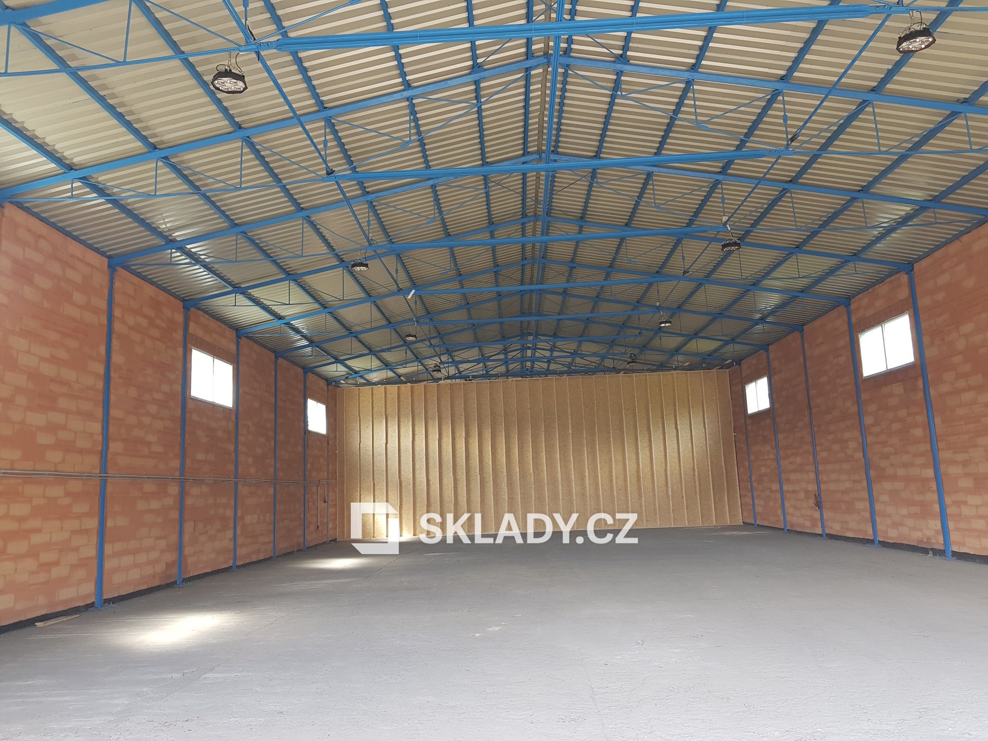 hala 440 m2  (6)