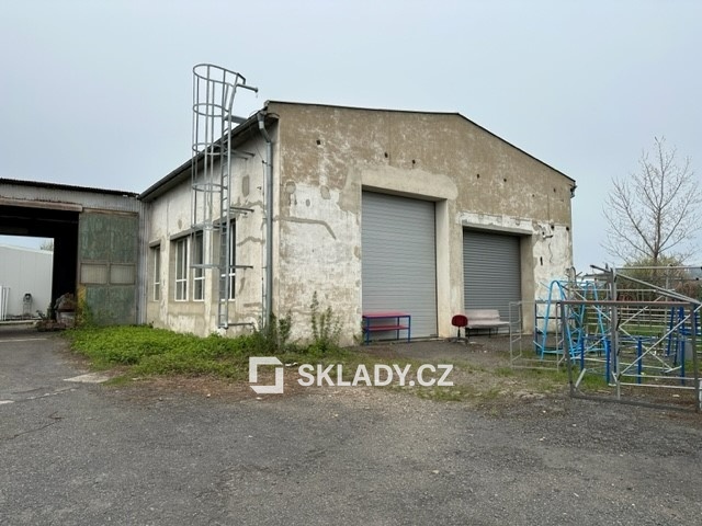 sklad 600 m2 -vjezd