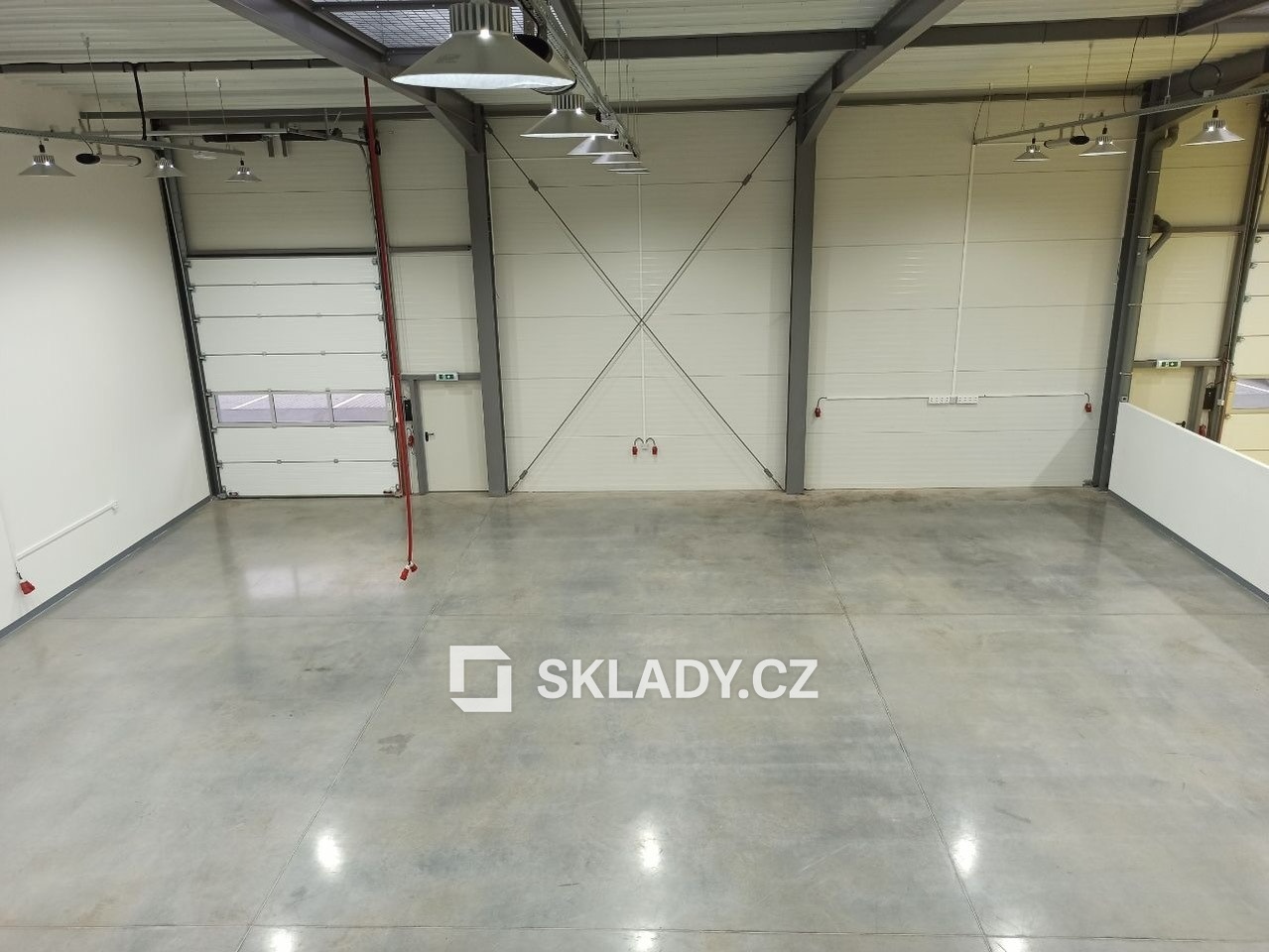 sklad 540 m2.....