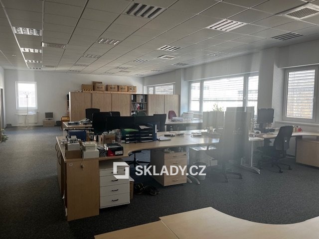 kanceláře 250 m2 (3)