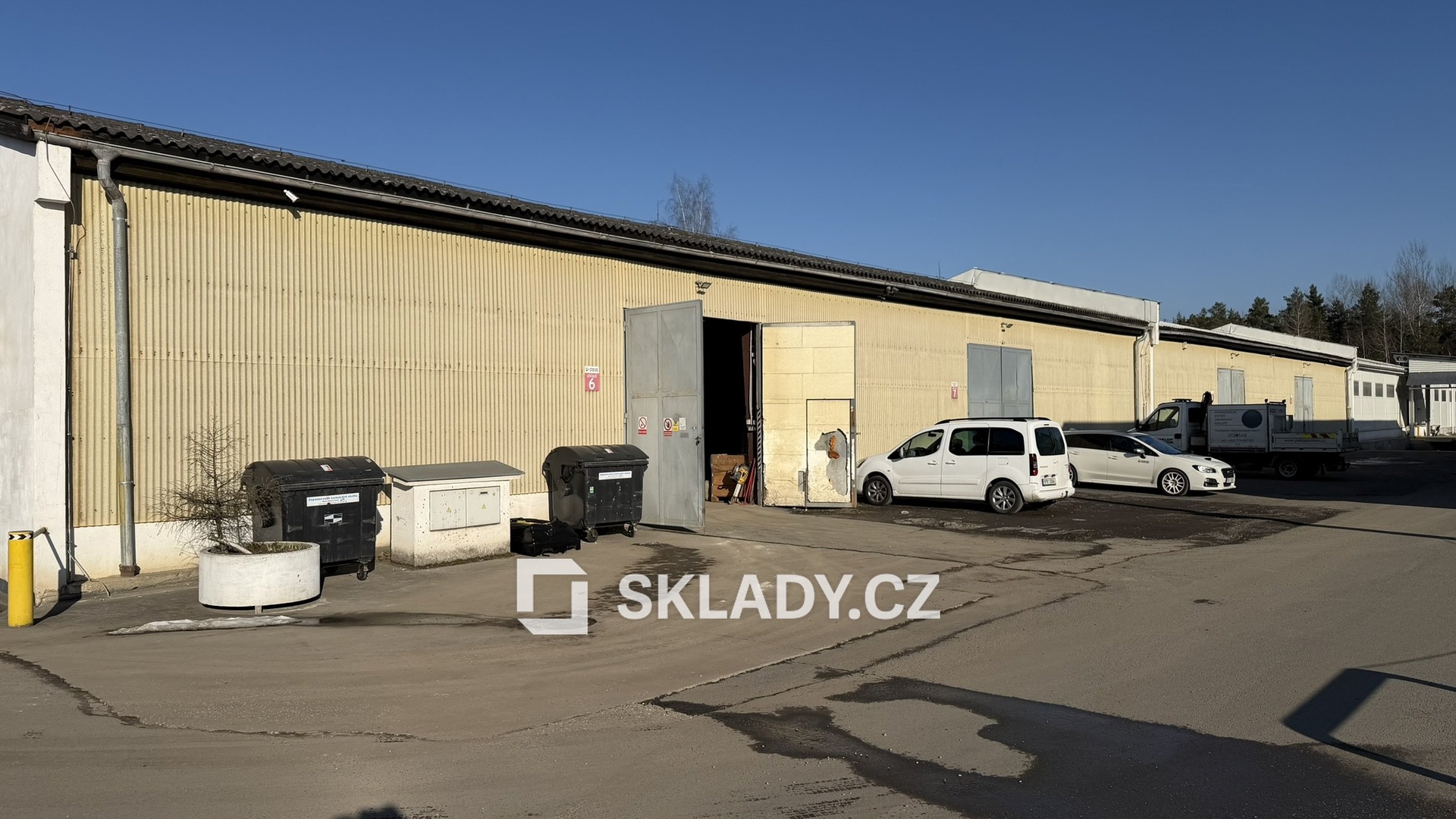 sklad - 745 m2 (1)