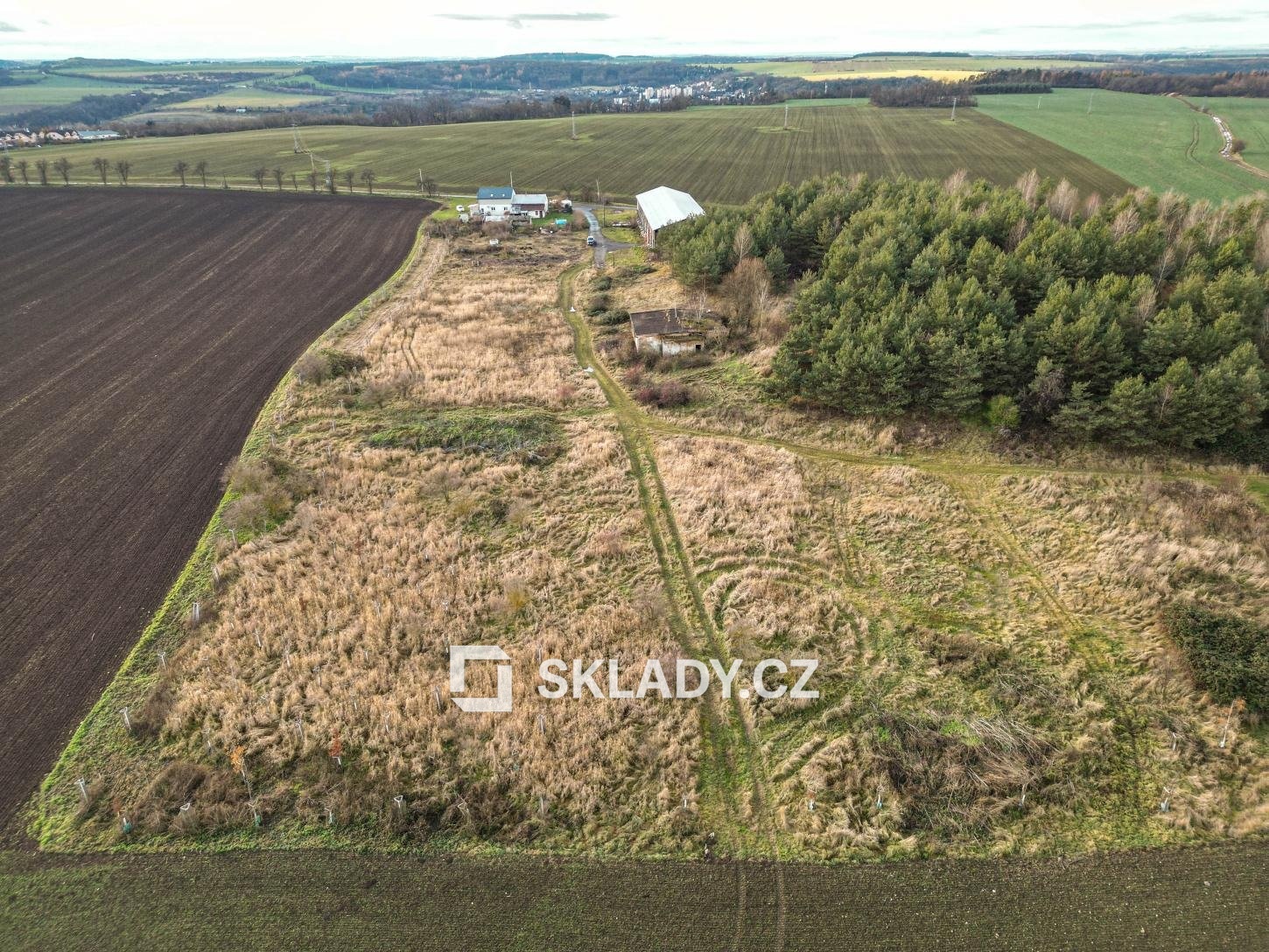 VENKOVNÍ PLOCHA (4)