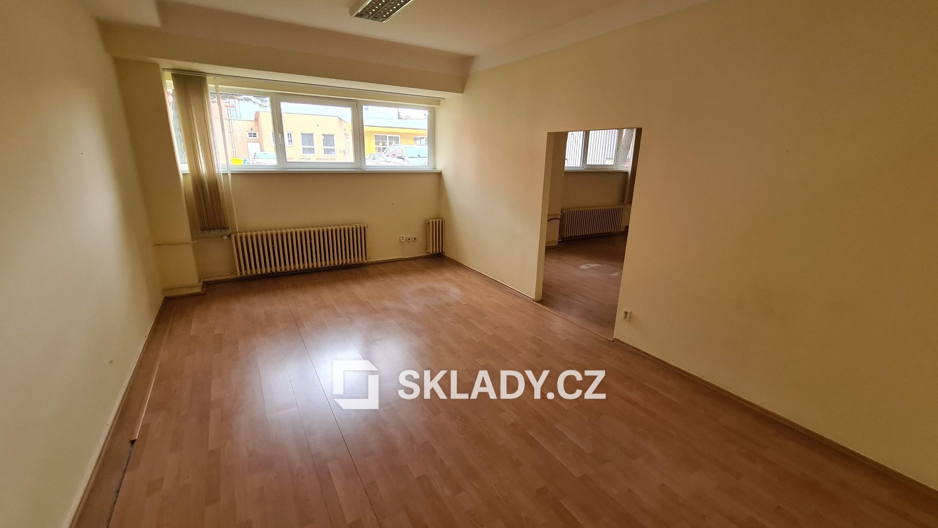 Sklad 667 + 175 m2 kanceláře (5)