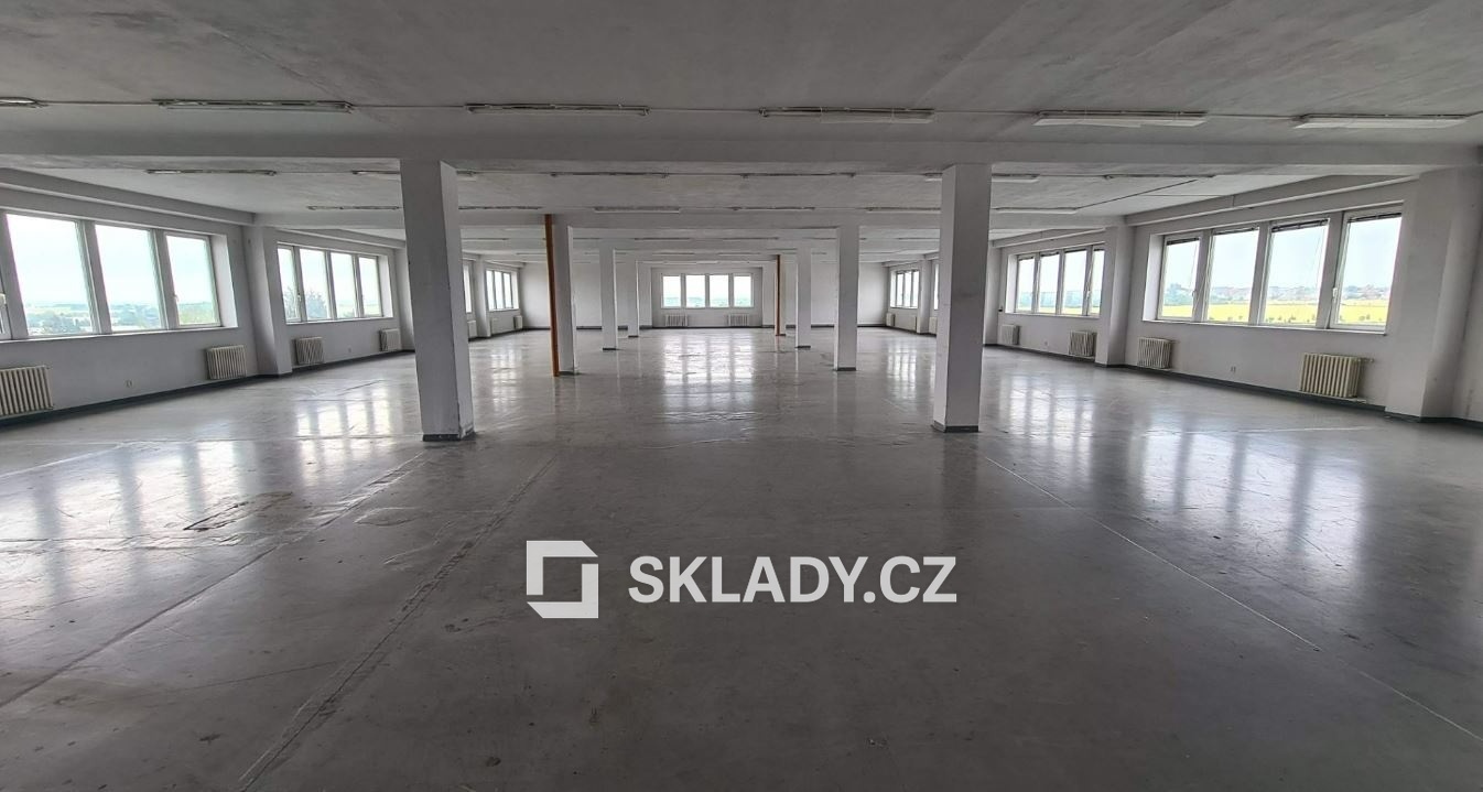 Sklad 800 m2