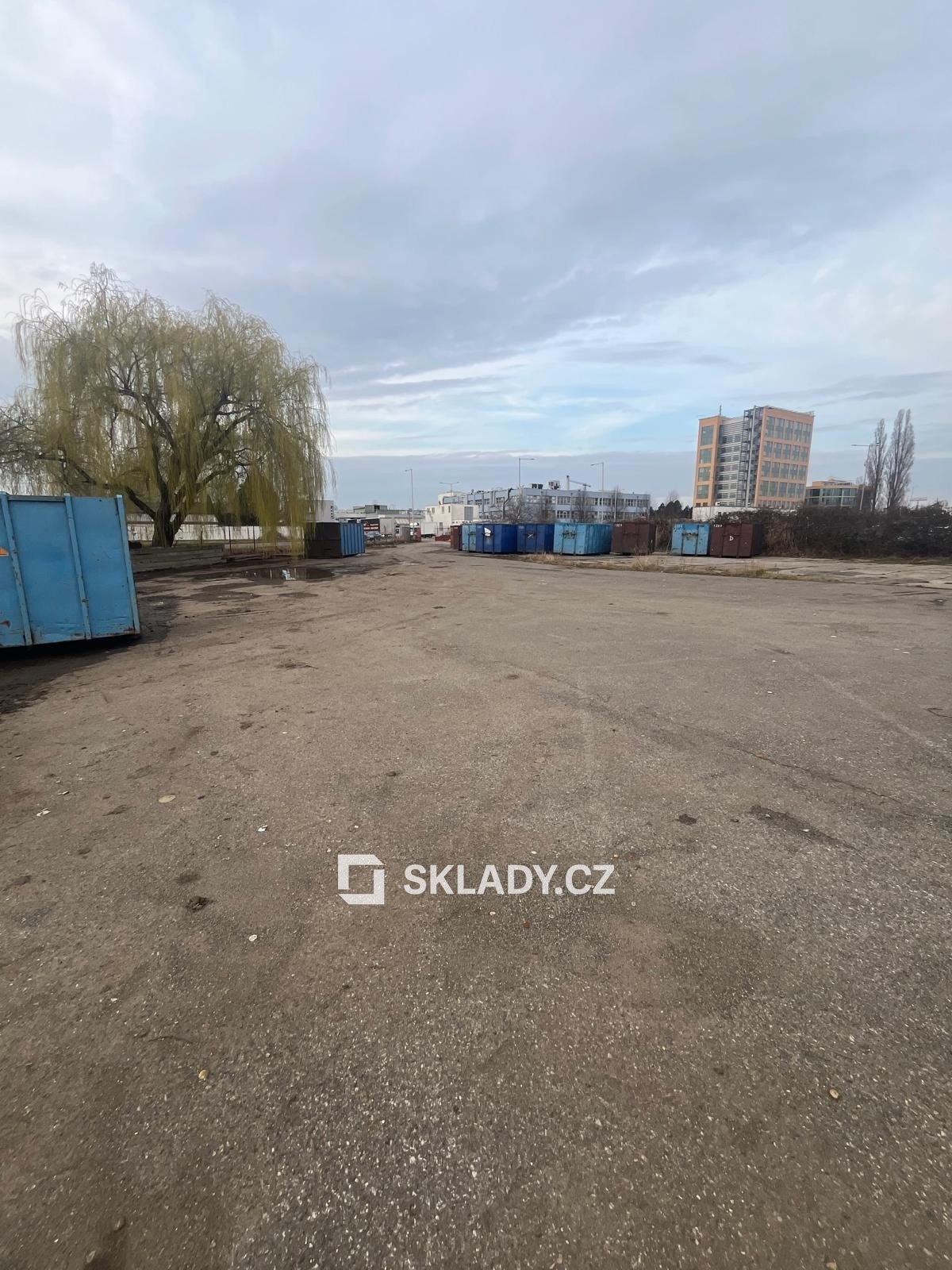 Hostivař 2.000 m2 (6)