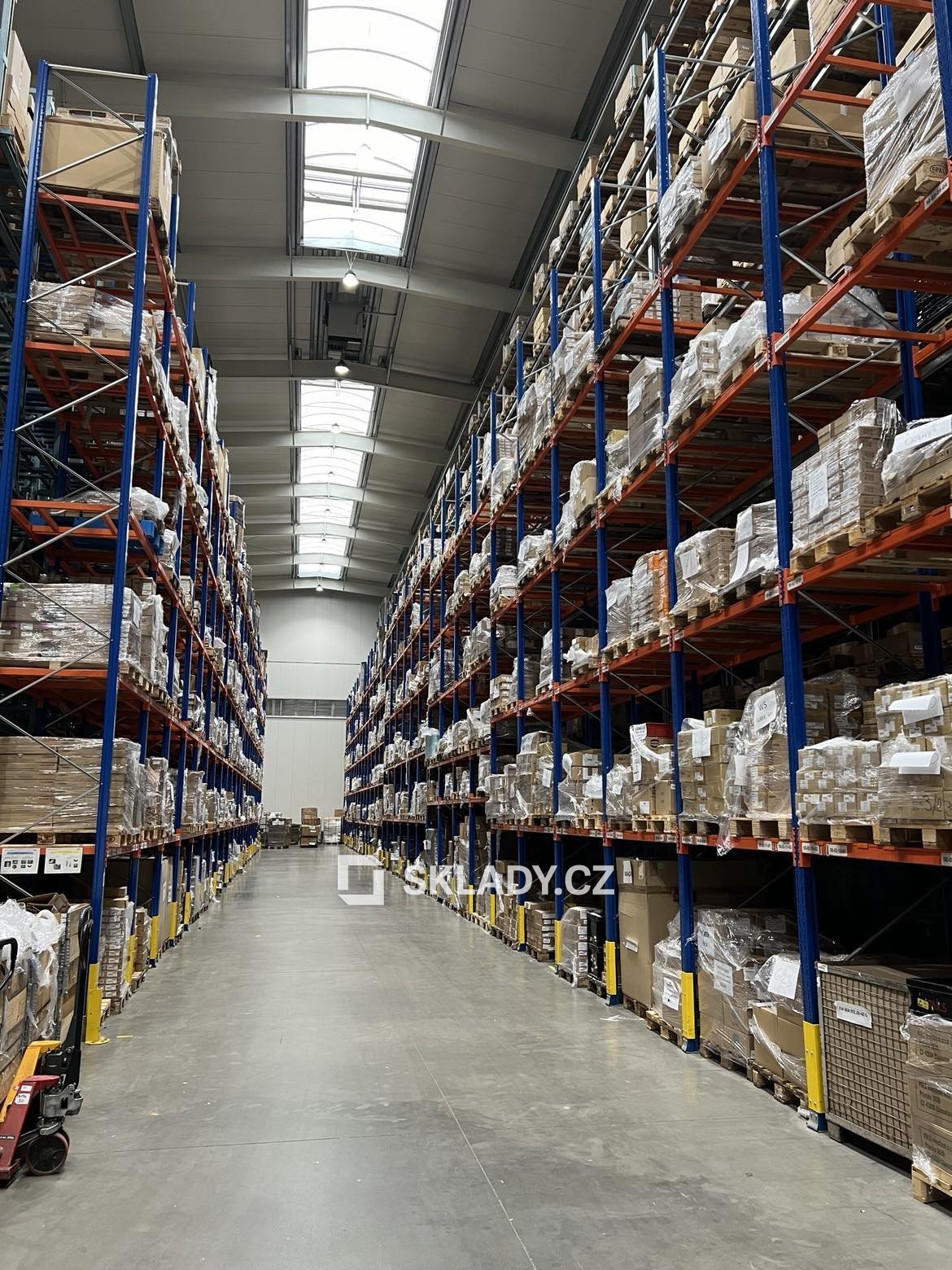 sklad 1 200 m2 (2)