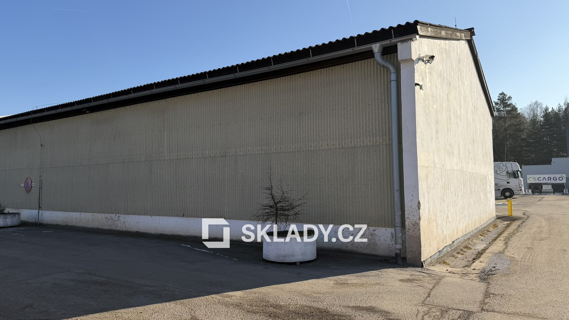 sklad - 745 m2 (8)