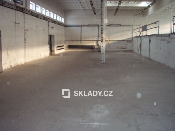 sklad 372 m2 (5)