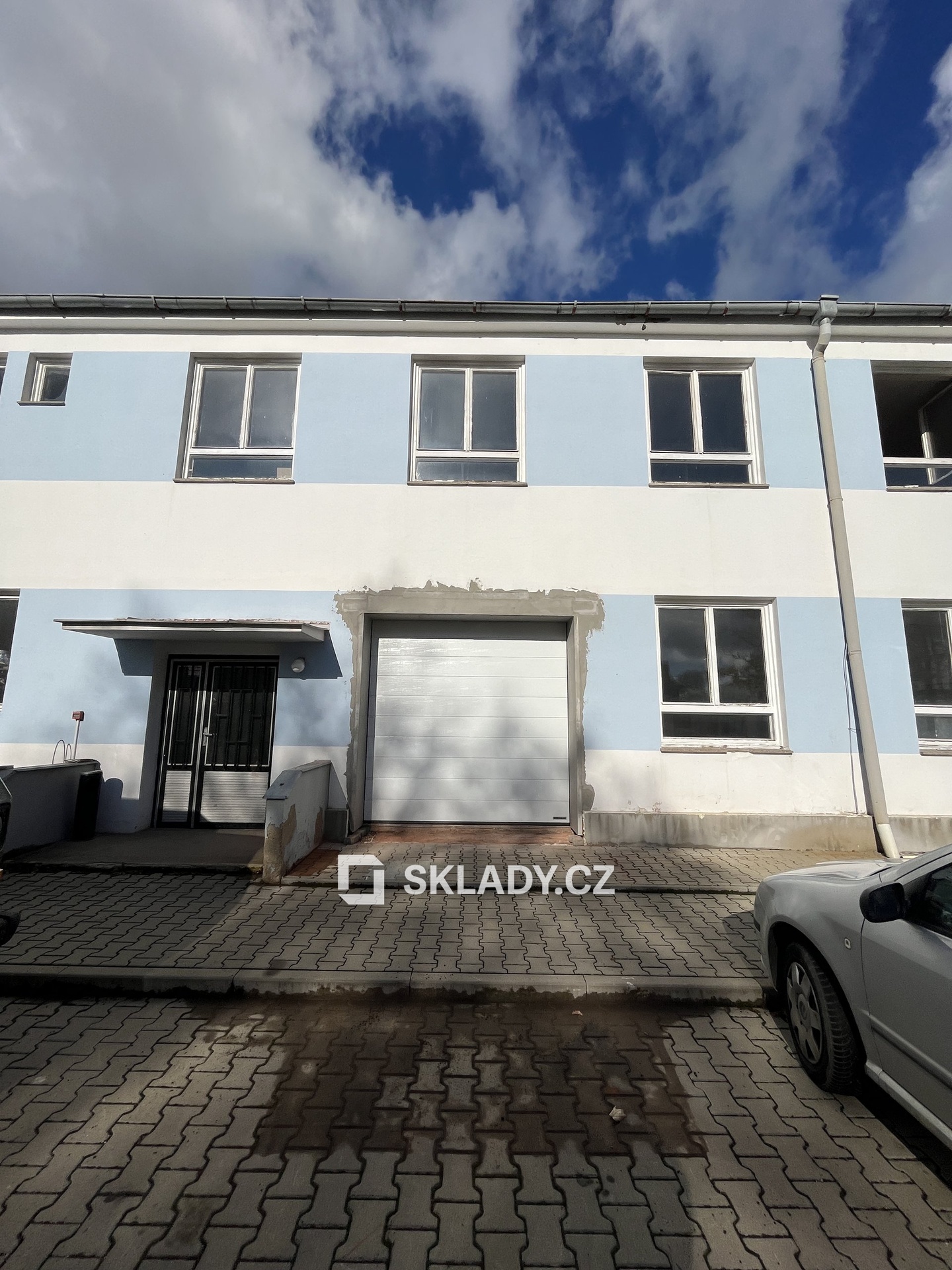 sklad 76 m2 + 10m2 zázemí (15)