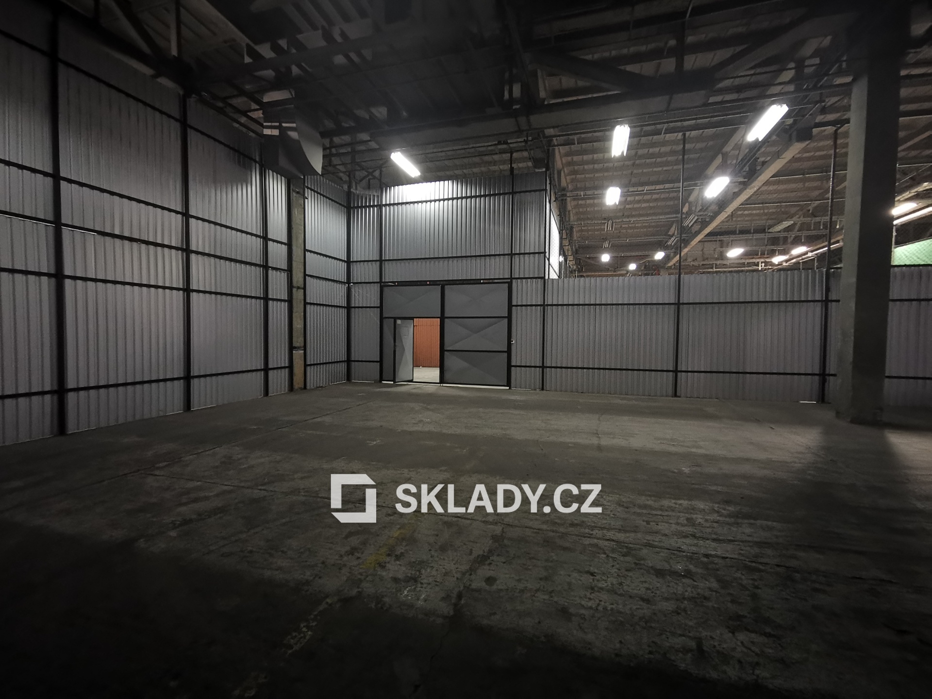 Sklad 320 m2 (2)