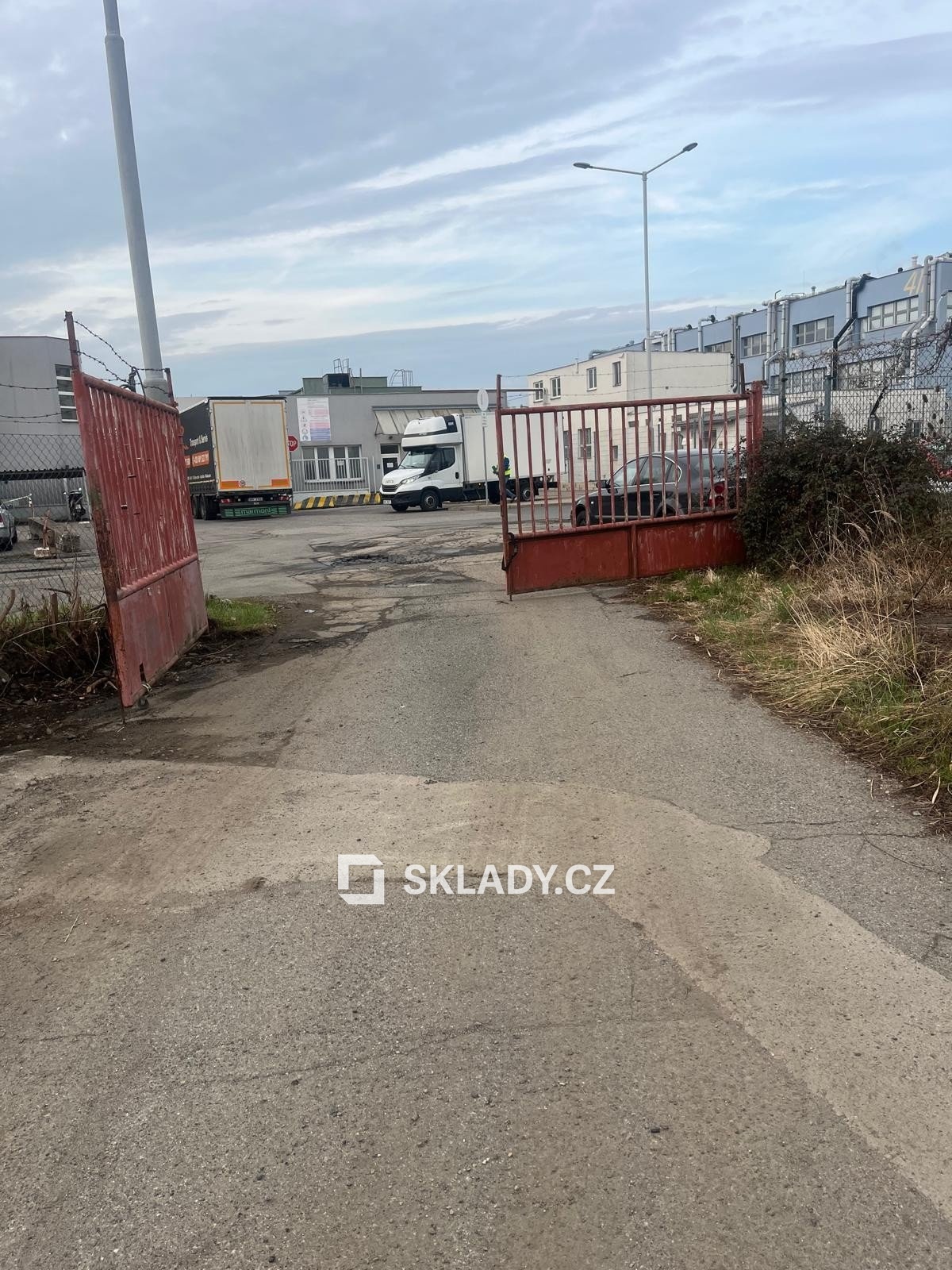 Hostivař 2.000 m2 (4)