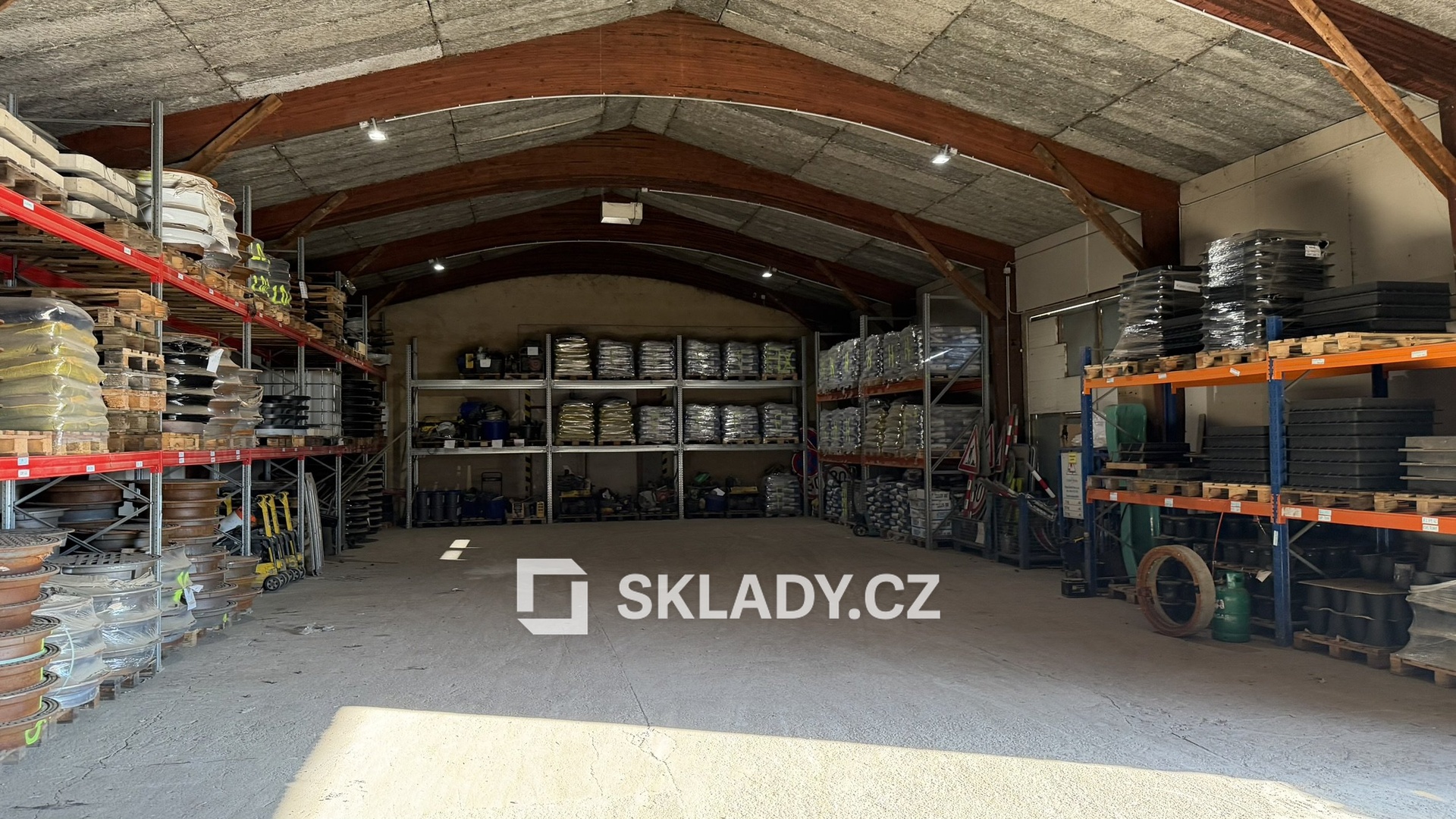 sklad - 745 m2 (2)