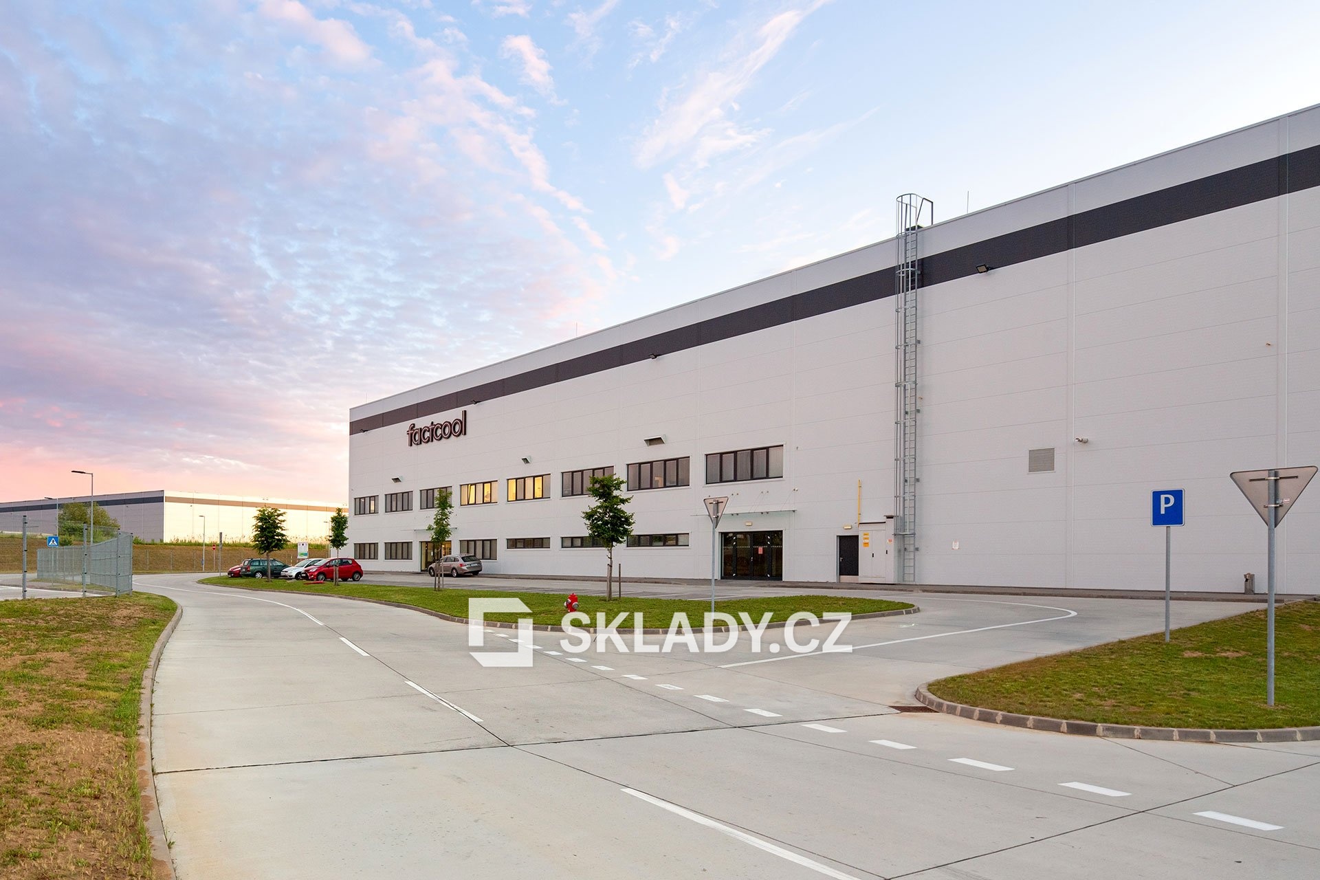 hala - Nové Mesto nad Váhom (2)