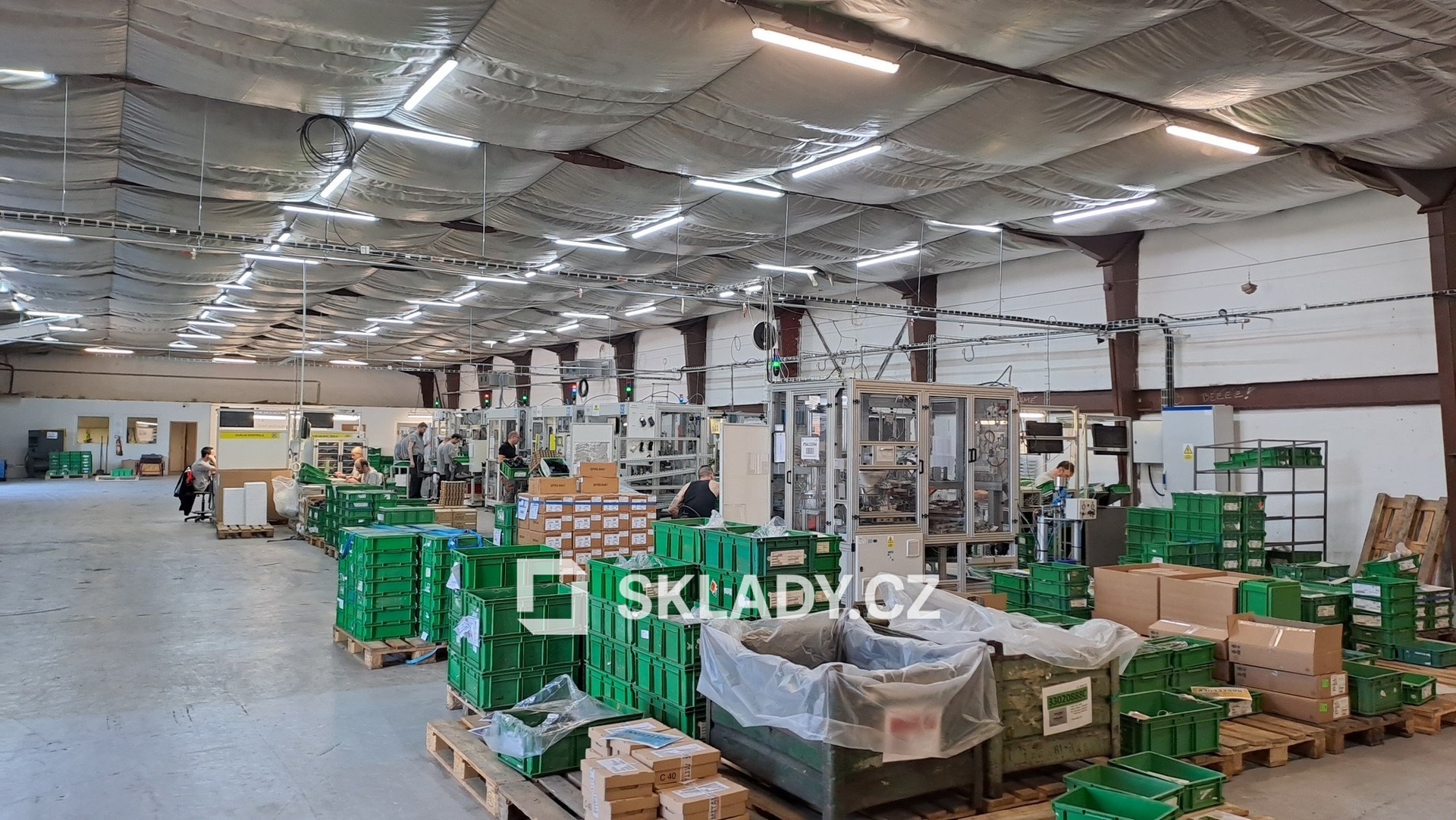 1200 m2 hala
