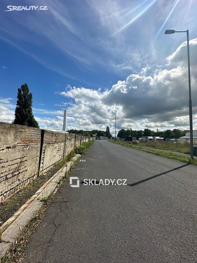 vjezd do areálu