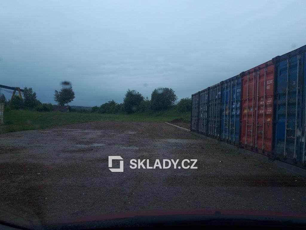 Nelahozeves - kontajnery