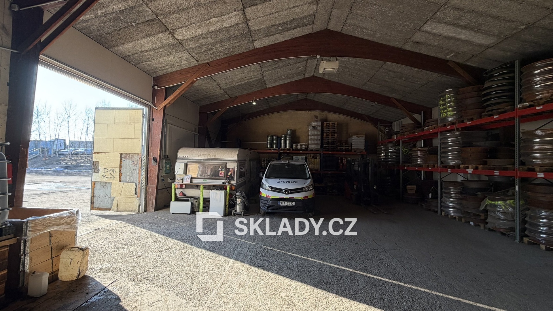 sklad - 745 m2 (3)